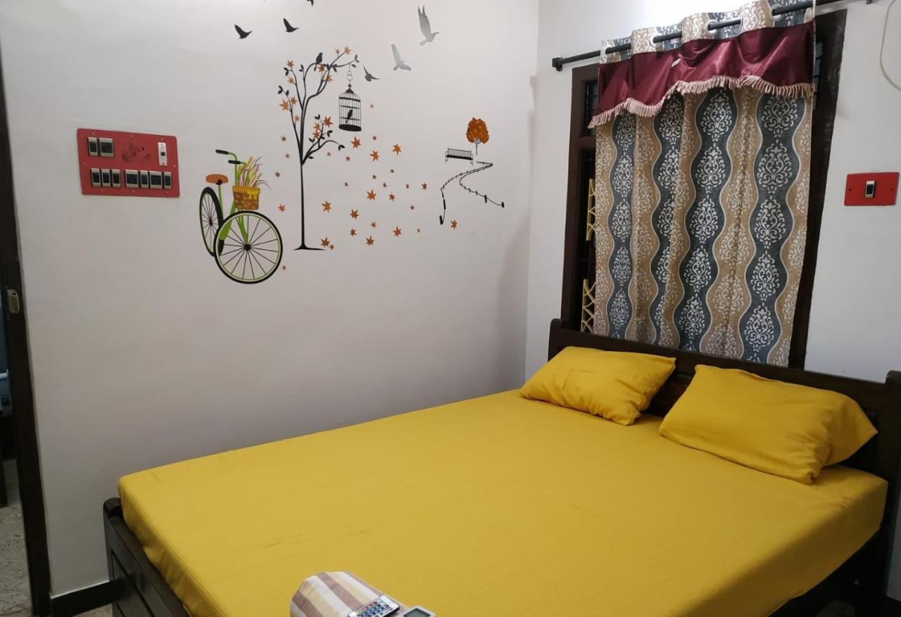Bluemoon Homestay ポンディシェリ エクステリア 写真
